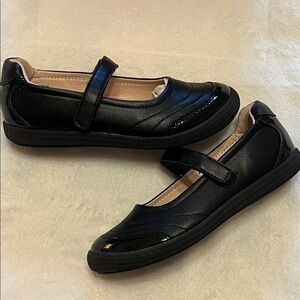 Kelly & Katie Black Mary Jane Shoes w/ Box